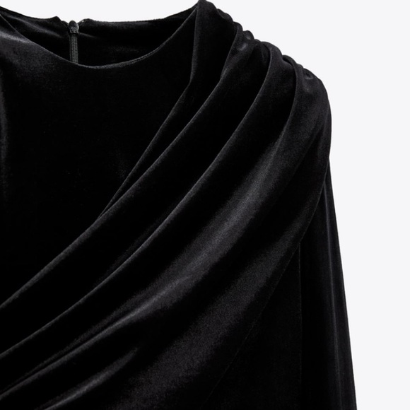 NWT Zara Padded Shoulder Velvet Draped Crop Top - Picture 9 of 9